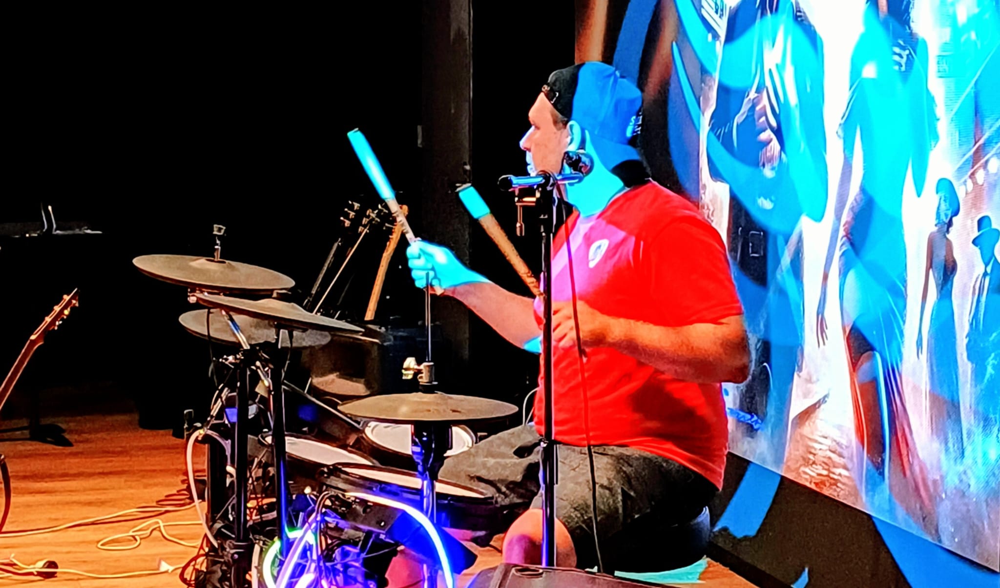 Richie Wienburg — live